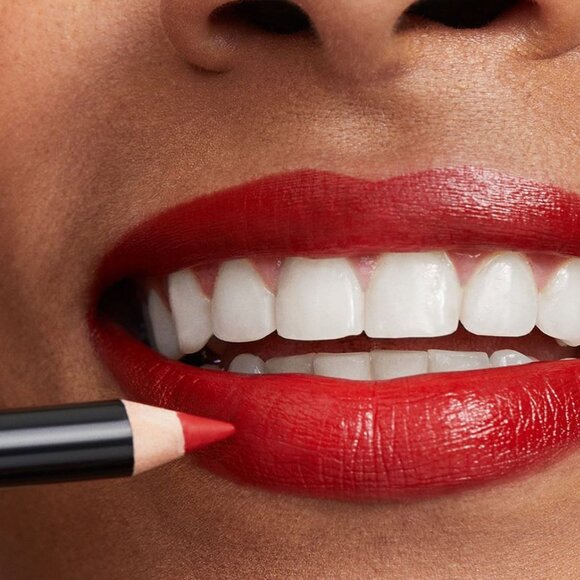 Bobbi Brown Lip* Liner Pencil Crayon - Contour des Levees ~ 34 RED (Bright) NIB - Picture 10 of 14